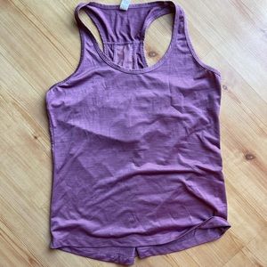 Athletic tank top